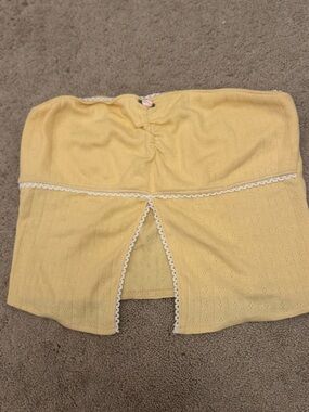 Full Tilt Pale Yellow Strapless Tube Top with White Scalloped Trim